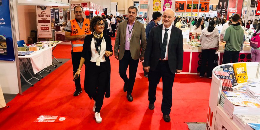 YAVUZ ÜNAL'DAN FUAR ZİYARETİ