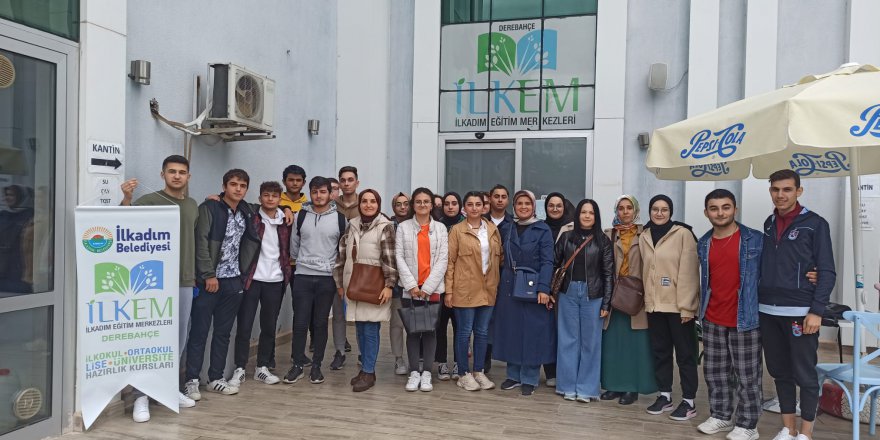 İLKEMLİ 150 ÖĞRENCİ KİTAP FUARINDA