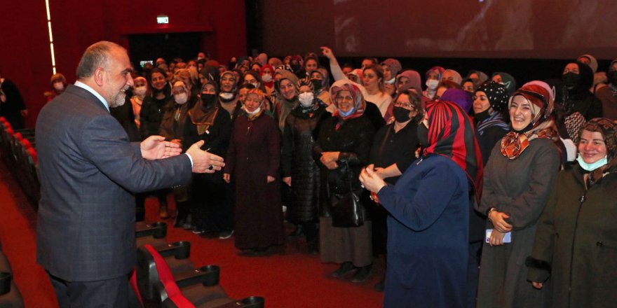 CANİKLİ ÖĞRENCİLERE TATİL HEDİYESİ