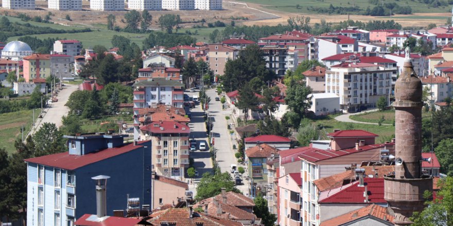 “BİZ İLÇEMİZE SEVDALIYIZ“