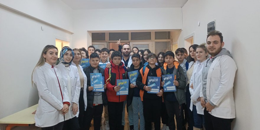 "UZUN VE YORUCU BİR MARATON"