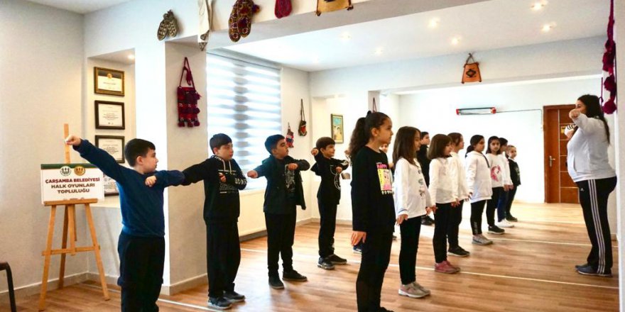 ÇARŞAMBA FARKINI ORTAYA KOYDU