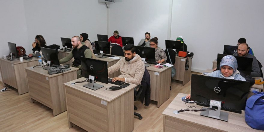 İSTİHDAMDA ÖNCÜ ADRES 'CAMEK'