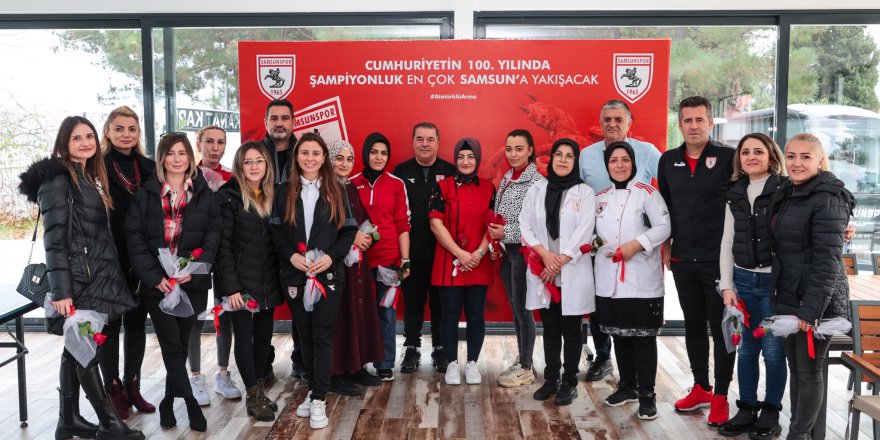 SAMSUNSPOR KADINLARIN GÜNÜNÜ KUTLADI