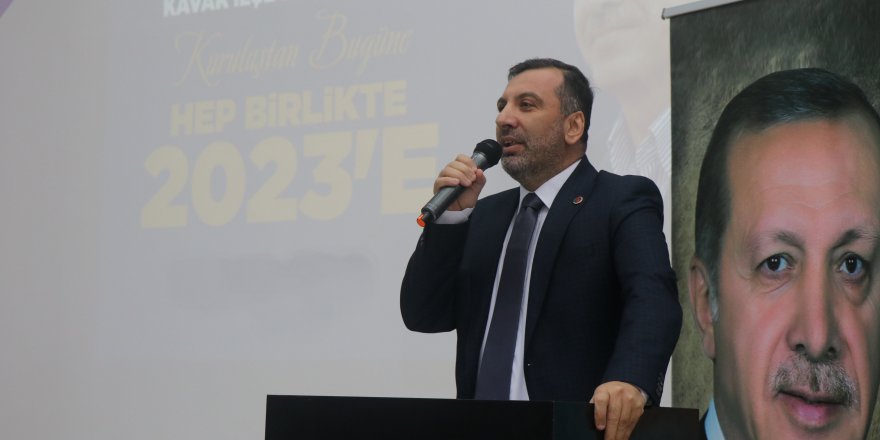 "REİSLE SİYASET YAPMAK ONURDUR"