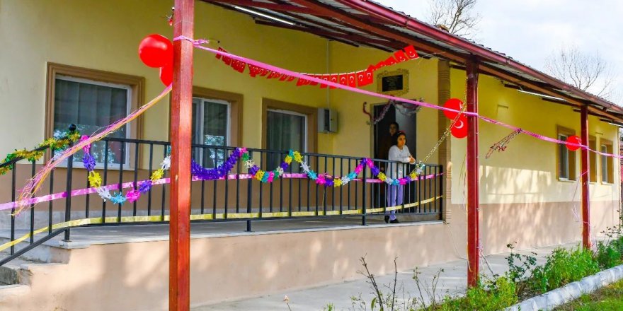 LADİK'TEKİ ESKİ OKUL KÖY YAŞAM MERKEZİNE DÖNÜŞTÜ