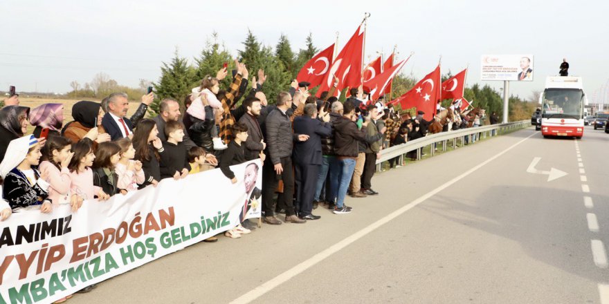 ÇARŞAMBALILARDAN COŞKULU KARŞILAMA