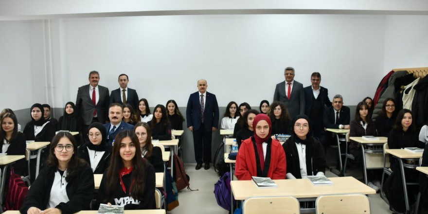 SAMSUN'DA KİTAP TAHLİL PROGRAMI