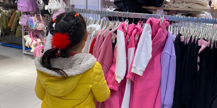 BÜYÜKŞEHİR'DEN GİYECEK YARDIMI