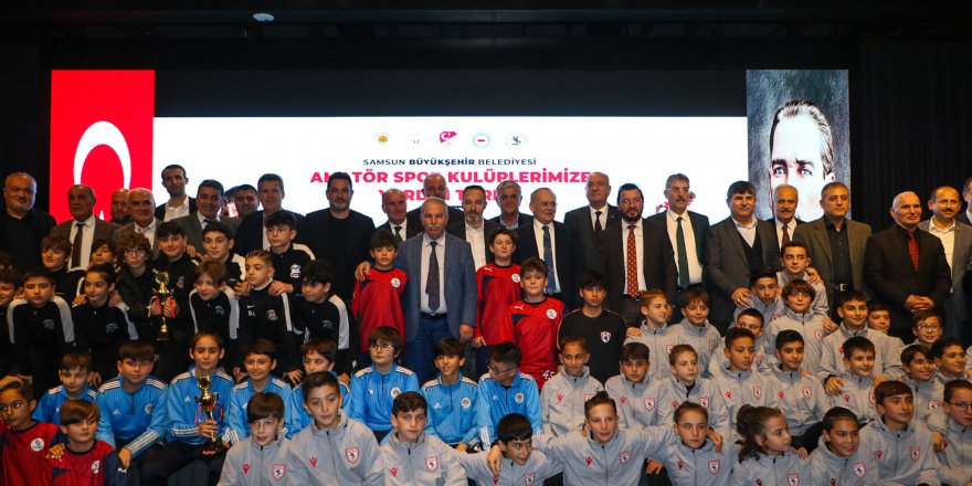 'FUTBOLUN YILDIZLARI' TÖRENİ