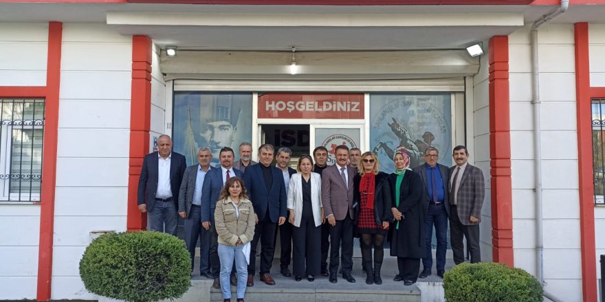 "BİRLİKTE DİMDİK DURMALIYIZ"