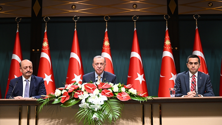 "NET ASGARİ ÜCRET 8 BİN 506 LİRA"