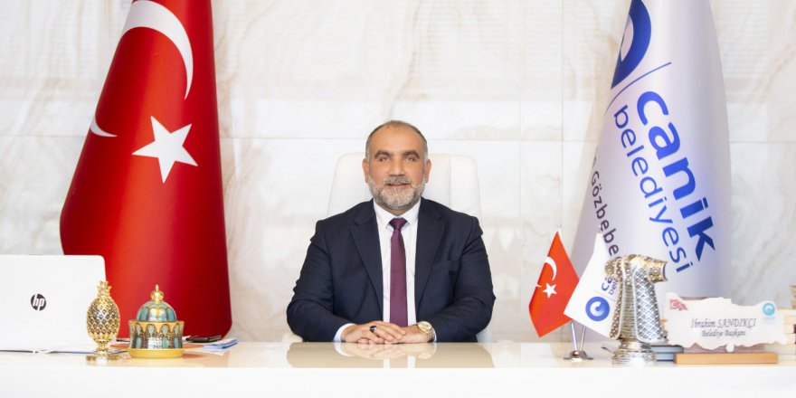 "GAZETECİ TOPLUMU AYDINLATAN KİŞİDİR"