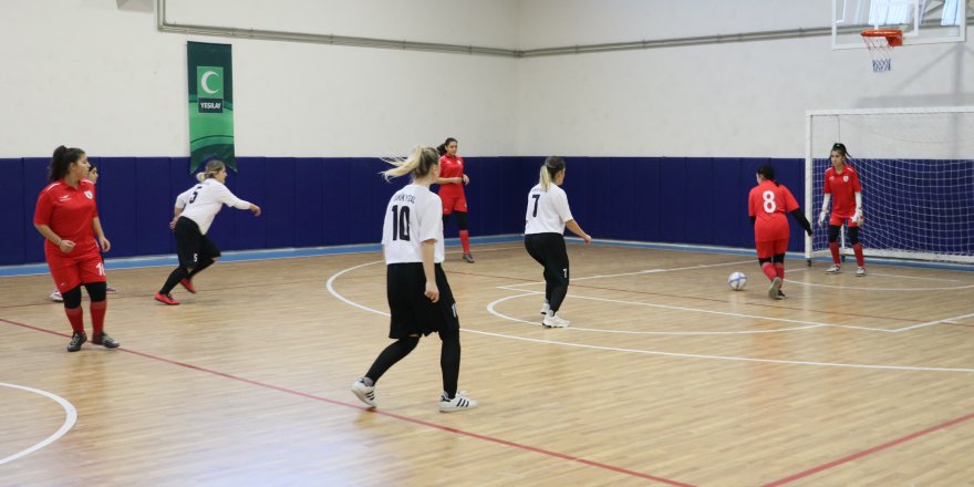 BAĞIMLILIKLA MÜCADELEYE SPORLA DİKKAT ÇEKİLDİ