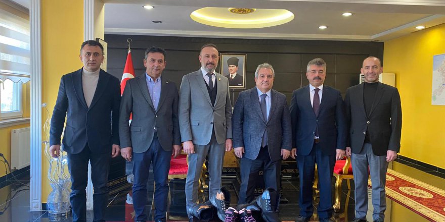 İHTİYAÇ SAHİBİ ÖĞRENCİLERE DESTEK