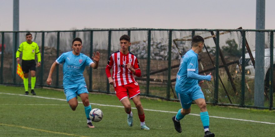 U17’DEN GALİBİYET