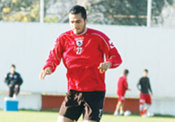 Burhan yarıda kesti