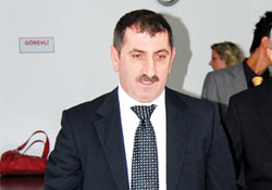 Kongreye adaysız giriyor