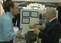 Kaldırım  esnaf ile buluştu