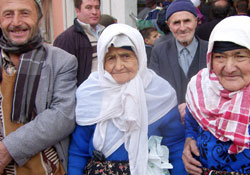 Yaşlılık maaşı izdihamı