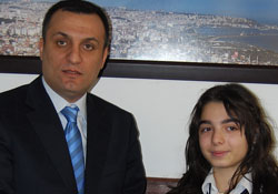 Melisa Hindistan'dan ödül aldı