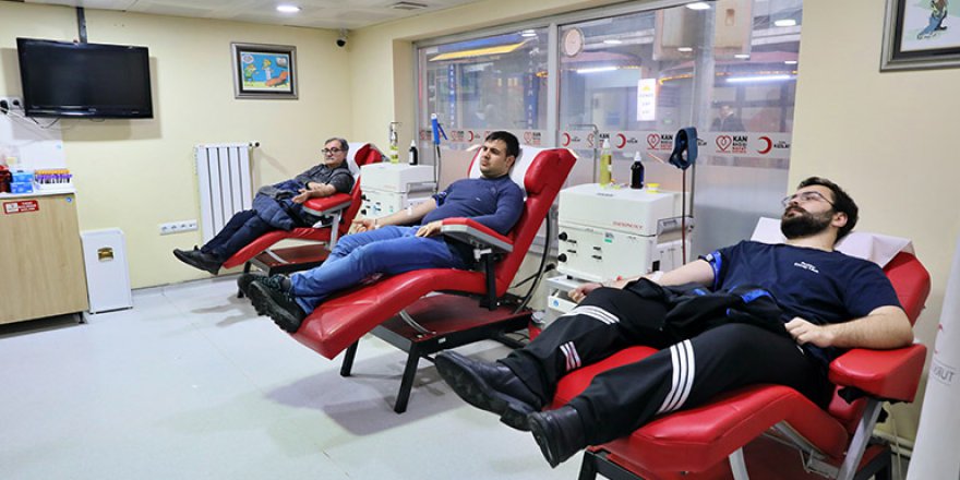 SAMSUNLULAR KAN BAĞIŞINDA BULUNDU