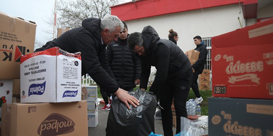 SAMSUNSPOR'DAN DEPREM BÖLGESİNE YARDIM