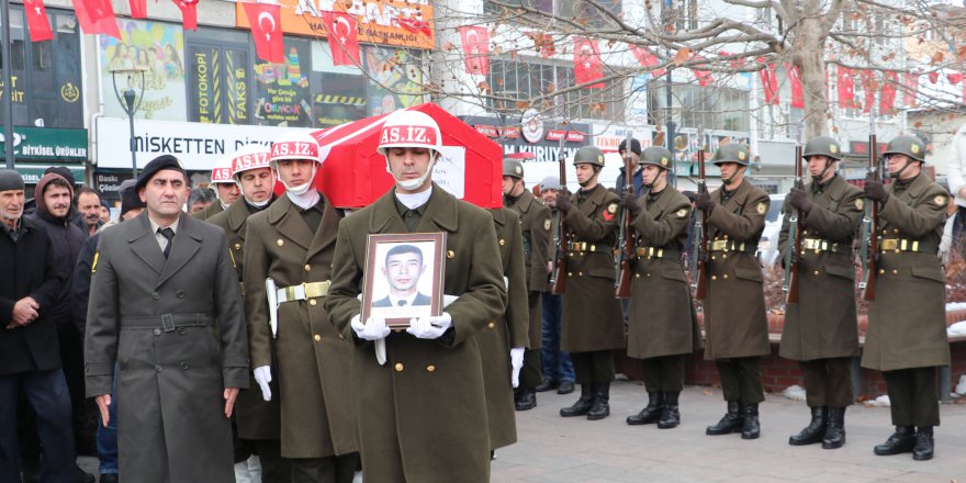 ASTSUBAYIN CENAZESİ SAMSUN'DA DEFNEDİLDİ