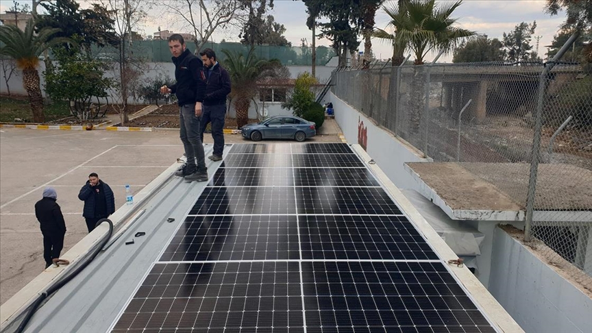 DEPREM BÖLGESİNE ENERJİ TAŞIDILAR