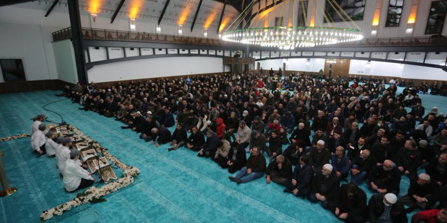 MİRAÇ KANDİLİ ÖZEL PROGRAM