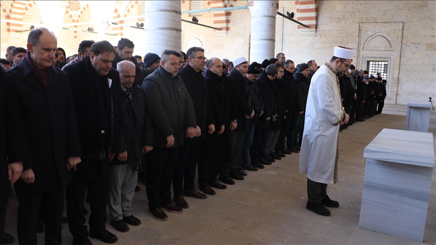 YARIN GIYABİ CENAZE NAMAZI KILINACAK