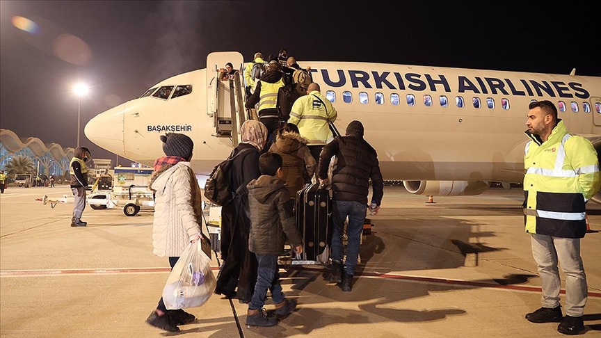 THY ÜCRETSİZ TAHLİYE UÇUŞLARI SÜRESİNİ UZATTI