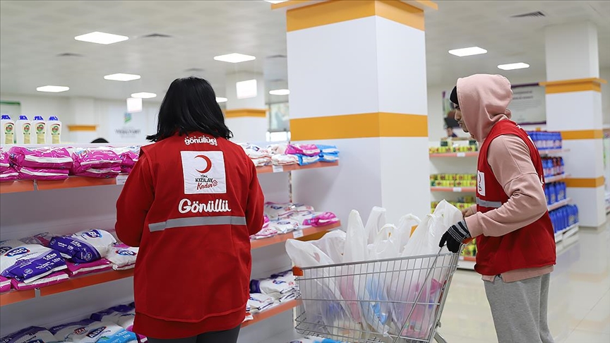 KIZILAY 4 İLDE 5 SOSYAL MARKET AÇTI
