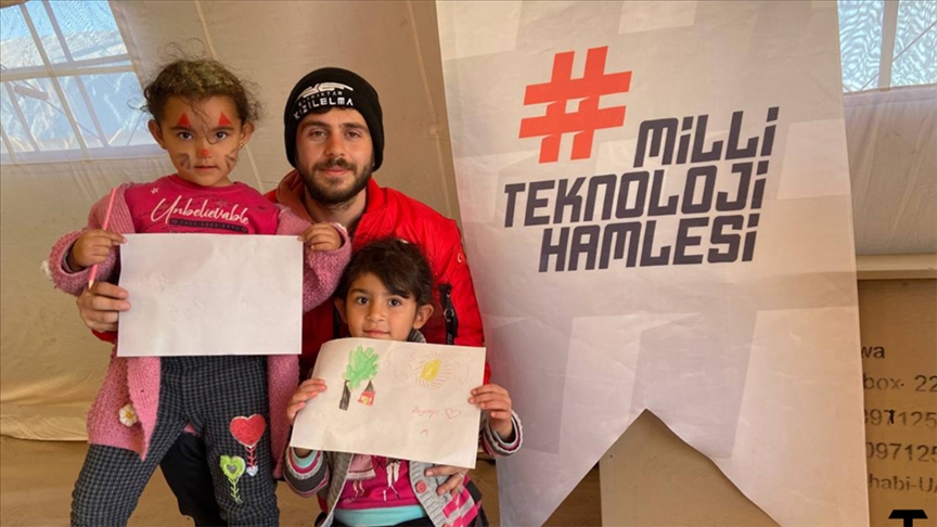 TÜRKİYE TEKNOLOJİ TAKIMI VAKFI ÇOCUKLARIN YANINDA