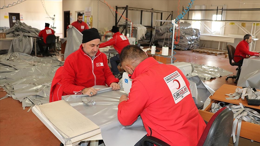 "ÇADIR İMALATIMIZ 7 GÜN 24 SAAT DEVAM EDİYOR"