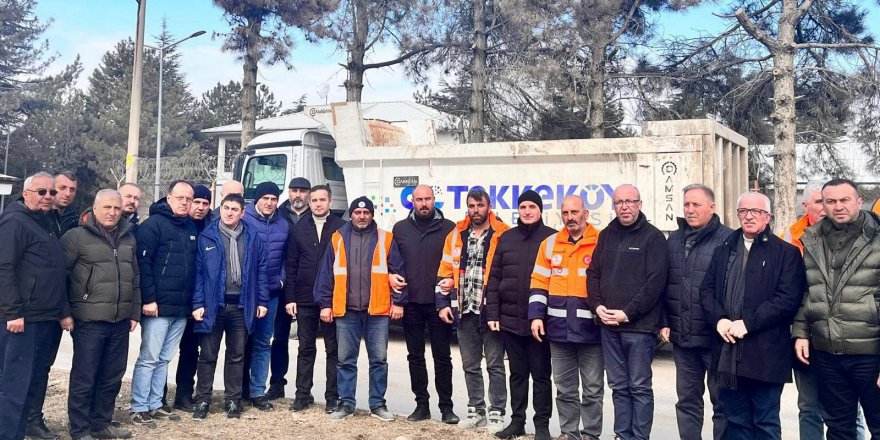 DEPREMZEDE ÇOCUKLARA TEKKEKÖY’DEN OYUNCAK