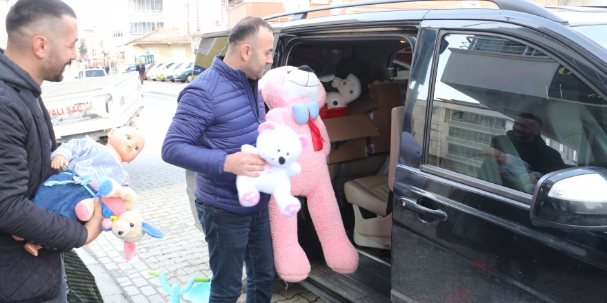ÇOCUKLAR İÇİN OYUNCAK VE KİTAP KAMPANYASI