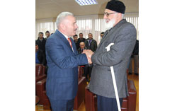 Gazi'de bayramlaşma