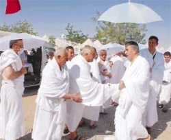 İlk Hac Kafilesi Yurda Döndü ....