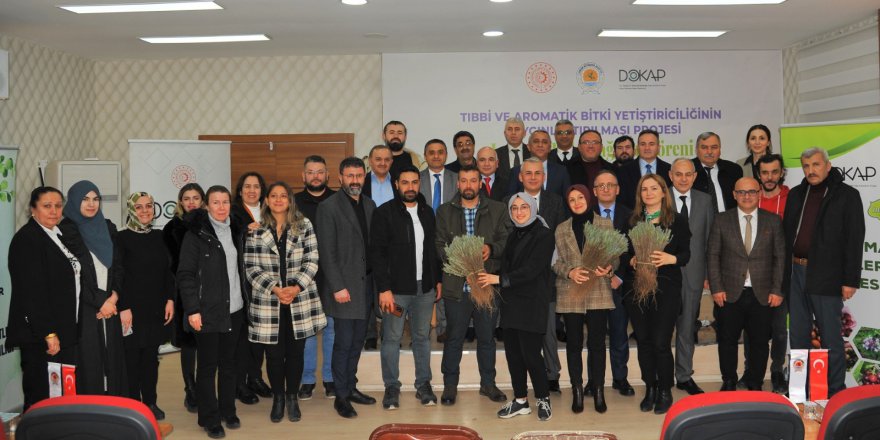 300 BİN LAVANTA TOPRAKLA BULUŞACAK