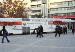 Kan bağışında bulunuldu