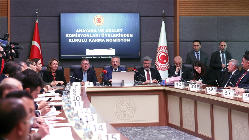 15 MADDE ADALET KOMİSYONUNDA KABUL EDİLDİ