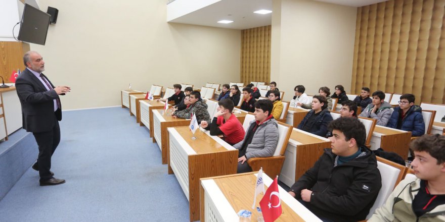 ÖĞRENCİLERE YKS BAŞVURU DESTEĞİ