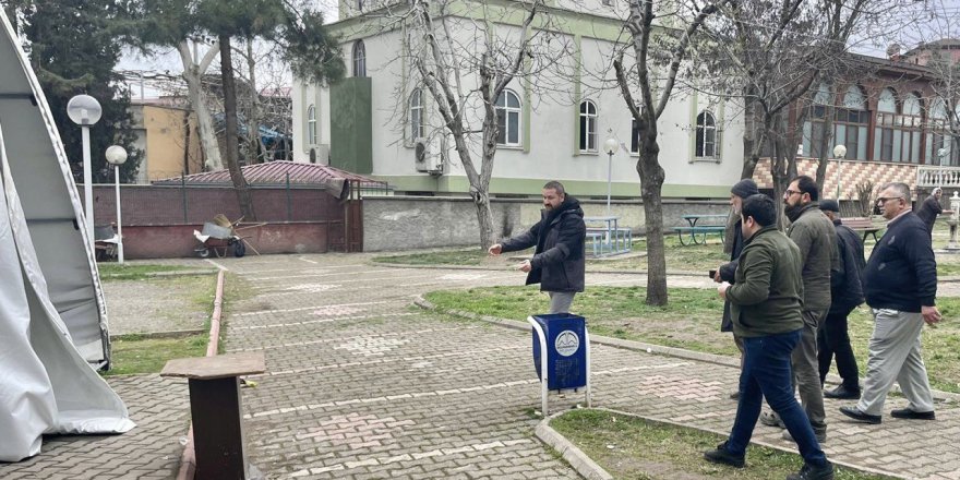 KAHRAMANMARAŞ’TA İFTAR ÇADIRI KURUYOR