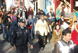 İşçiler sokağa döküldü