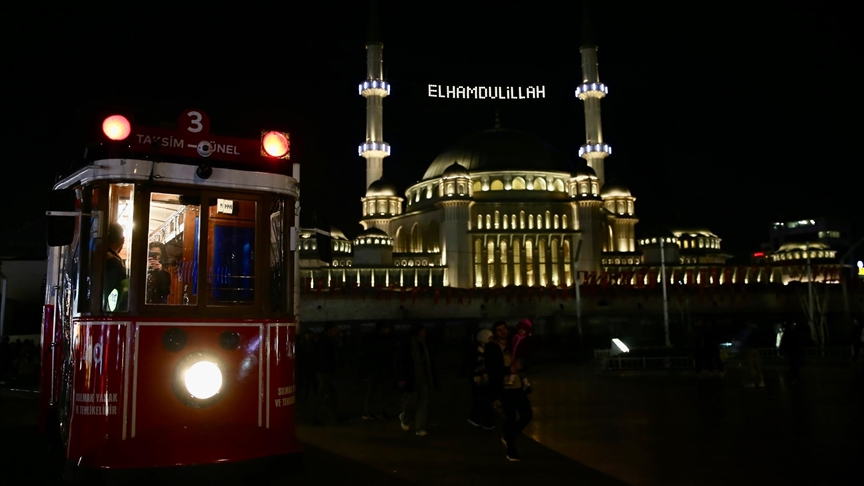 "ON BİR AYIN SULTANI" RAMAZAN YARIN BAŞLIYOR