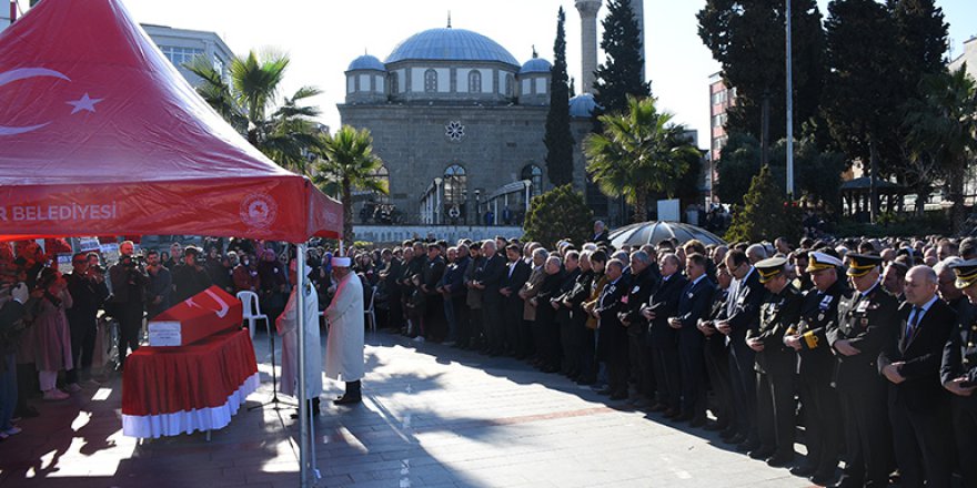 ŞEHİT POLİS MEMURU SON YOLCULUĞUNA UĞURLANDI