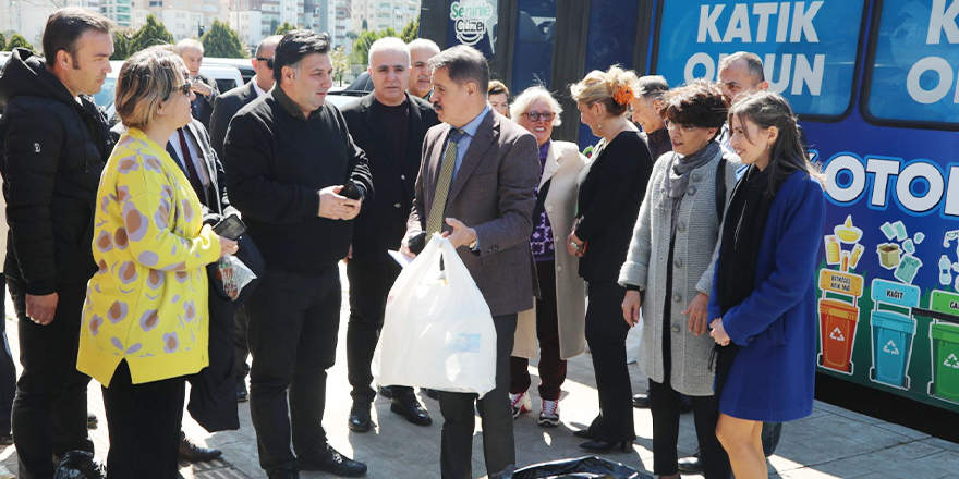 KATIK OTOBÜSÜ İHTİYAÇ SAHİPLERİ İÇİN FAALİYETTE
