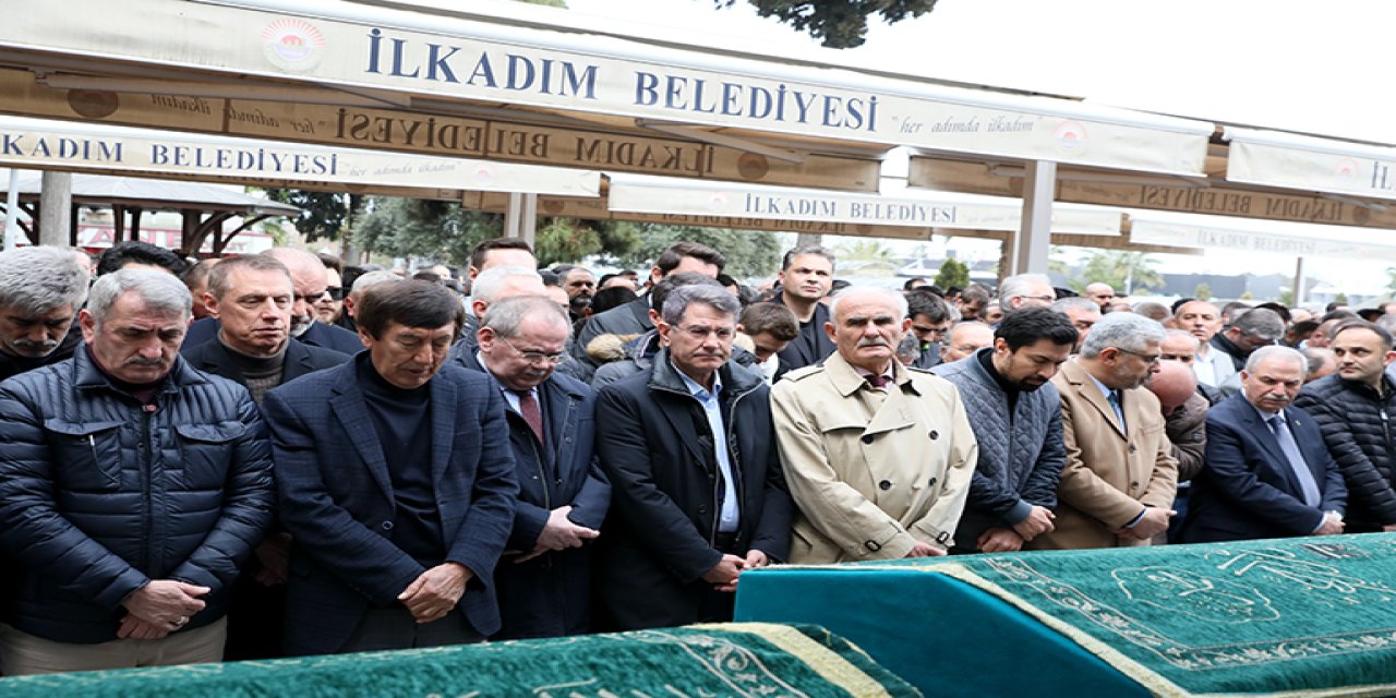 MUHSİN CANİKLİ'NİN CENAZESİ TOPRAĞA VERİLDİ