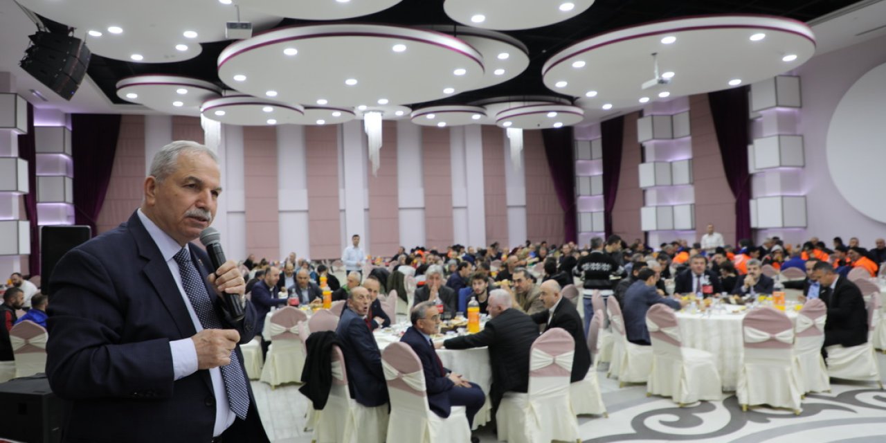 Belediye personeli iftarda buluştu